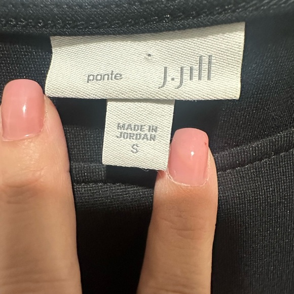 J Jill Black Ponte Pullover Shift Dress 3/4 Sleeve Pockets Seam Panel Small - Picture 5 of 7